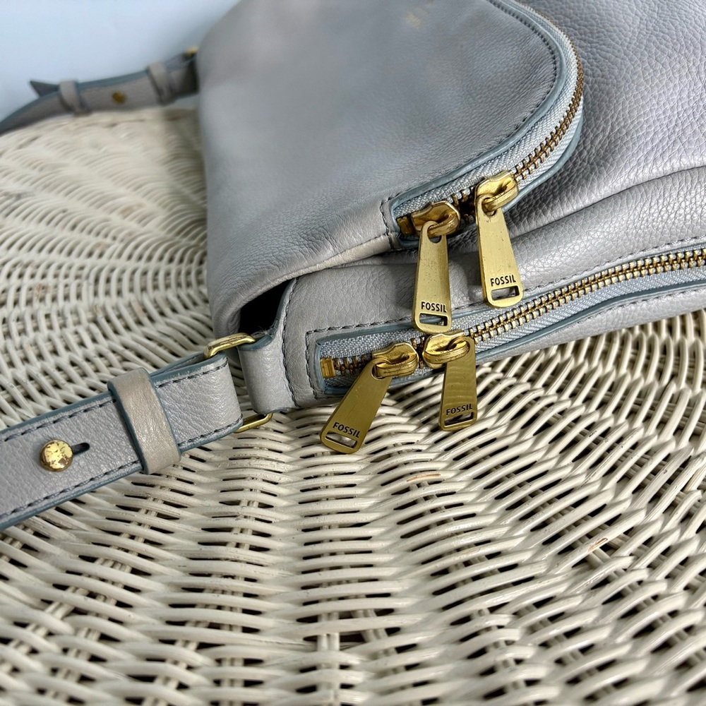Fossil Preston Pale Gray Pebbled  Leather Crossbody Bag - Picture 5 of 8